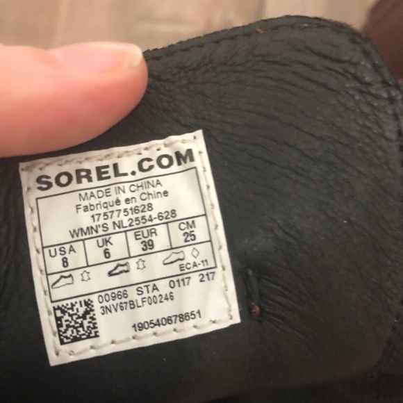 Sorel after hours suede buckle booties - Picture 6 of 6